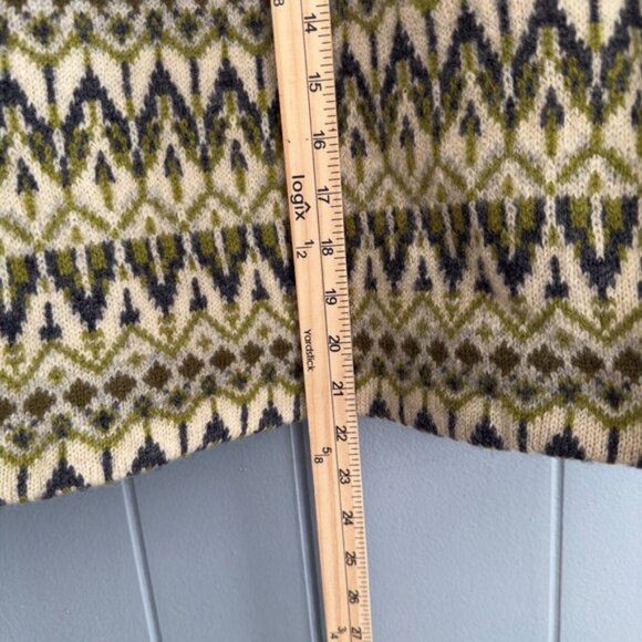 Vintage Swedish Wool Sweater Fair Isle Nordic Geometric Green Cream Pullover M - Picture 5 of 9